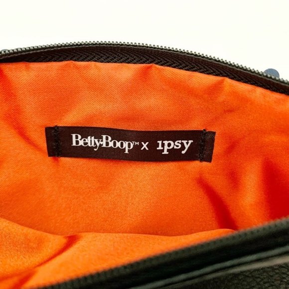 Betty Boop x Ipsy Cosmetic Hand-Bag - Picture 4 of 5